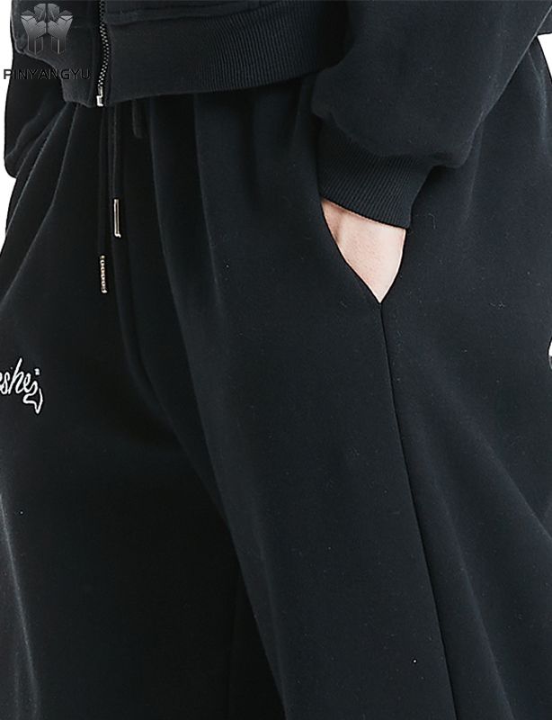 Breathable and loose straight leg pants with washing effect