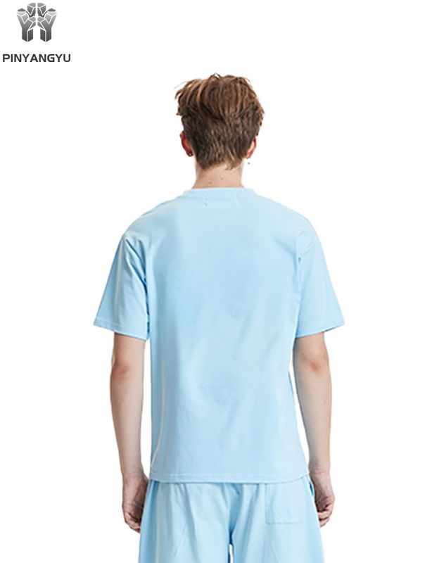 Multi colored T-shirt, loose and breathable, men's and women's styles can be customized