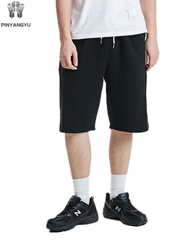 Black summer sports elastic custom shorts, loose and breathable