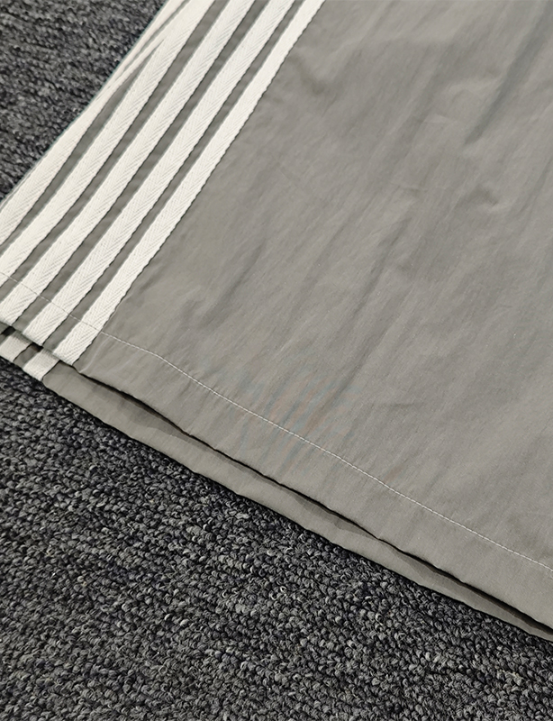 Custom Fashion Youth Nylon Super Baggy Flare Embossed Men's Heavyweight Sweatpants Oversized Print Wide Joggers Drawstring Pants