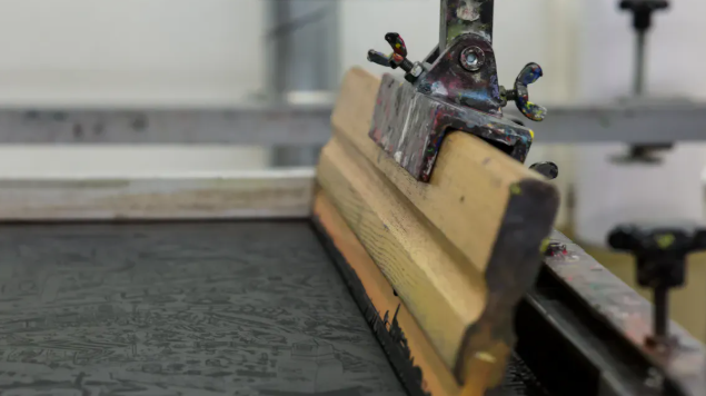 Which Hoodie Material Is Best for DTG Printing with Pinyang Clothing