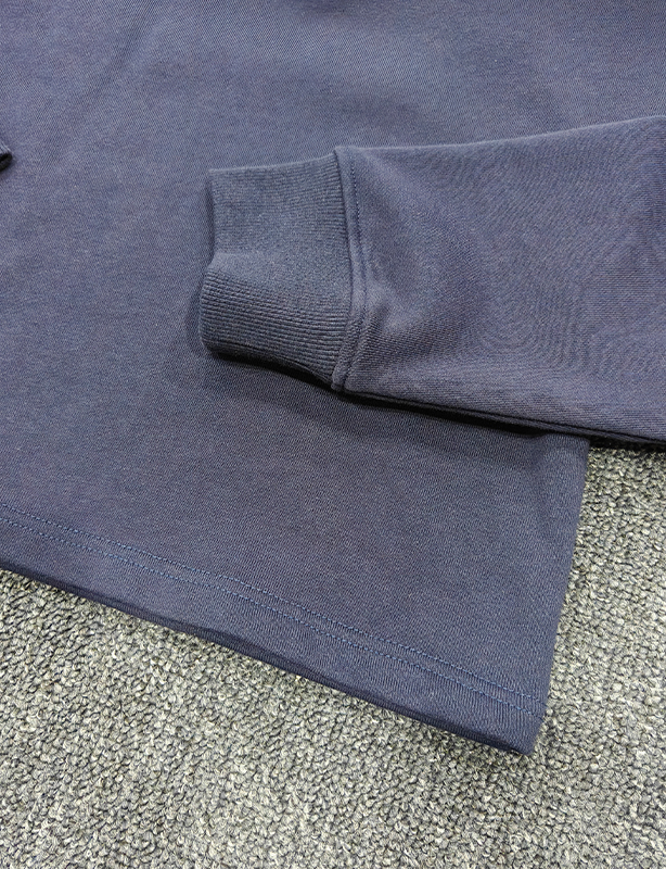 Custom-made oversized half-zip round-neck sweater in color-block style, featuring personalized prints, making it a streetwear suitable for both men and women