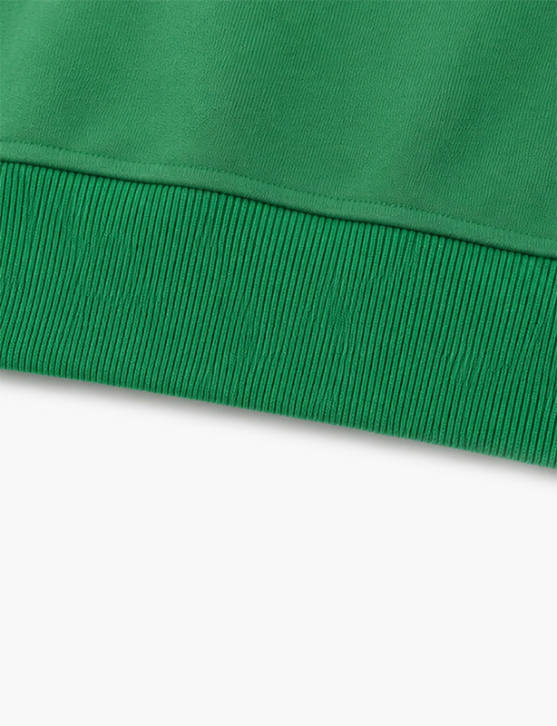 Customizable Half-Zip High-Neck Sweatshirts &ndash; From Gym Warm-Ups to Street Style