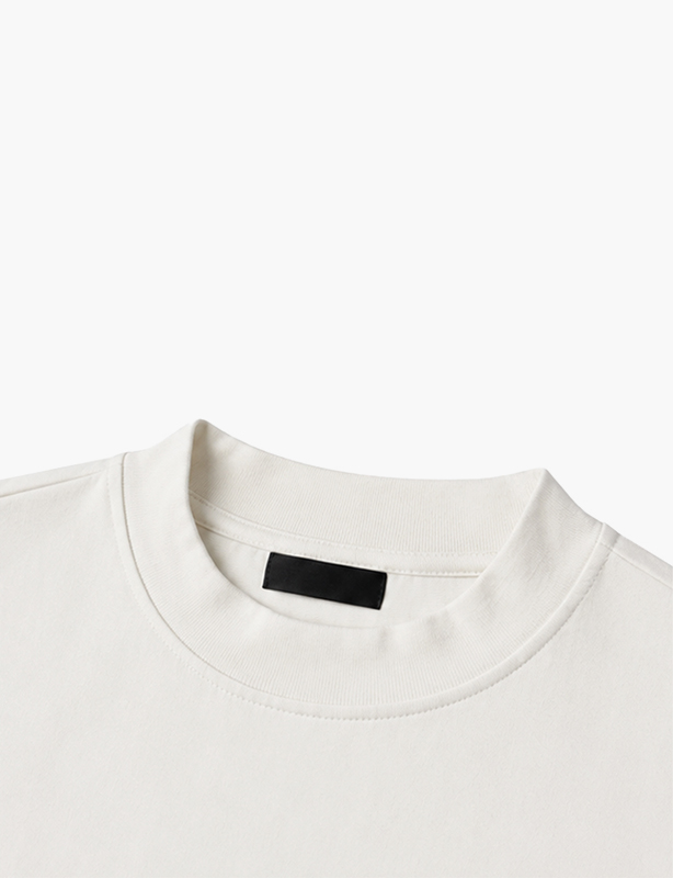 Classic Sleeveless Tank Top with Soft Cotton Fabric and Ribbed Trim for Everyday Casual Wear